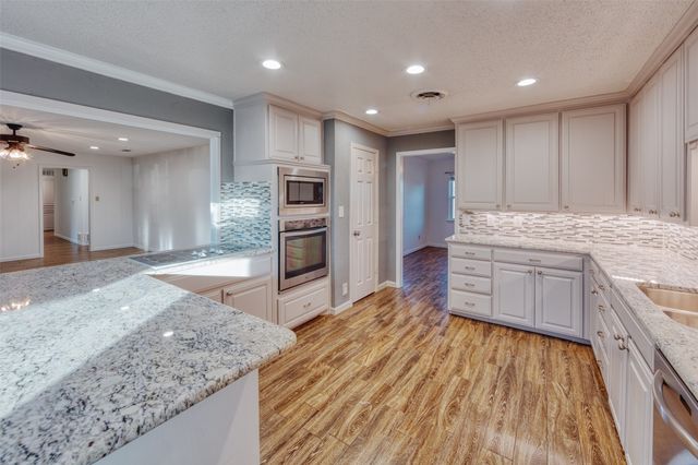 510 S Irick Street, Pilot Point, TX 76258