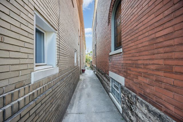 641 Nelson Place, Newport, KY 41071