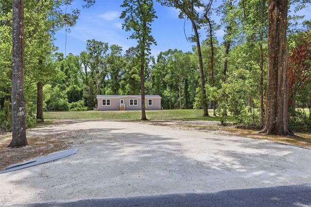 672 SW NEWARK DRIVE, Fort White, FL 32038