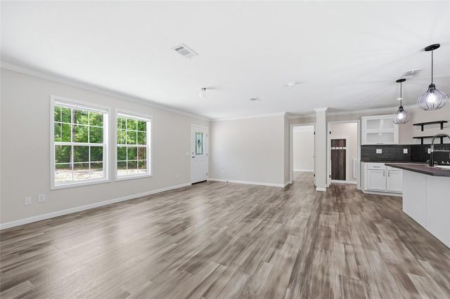 672 SW NEWARK DRIVE, Fort White, FL 32038