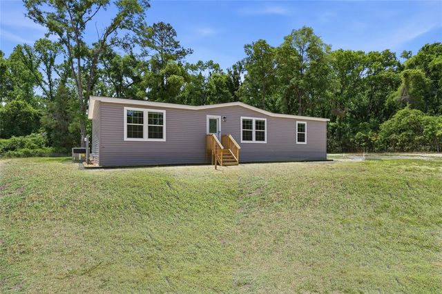 672 SW NEWARK DRIVE, Fort White, FL 32038