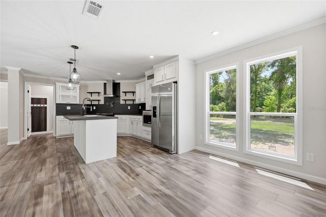672 SW NEWARK DRIVE, Fort White, FL 32038