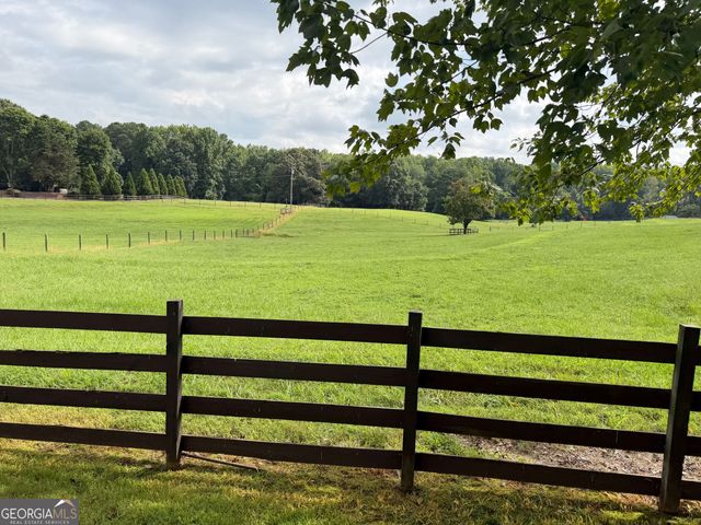 3299 Bailey Road, Mulberry, GA 30019