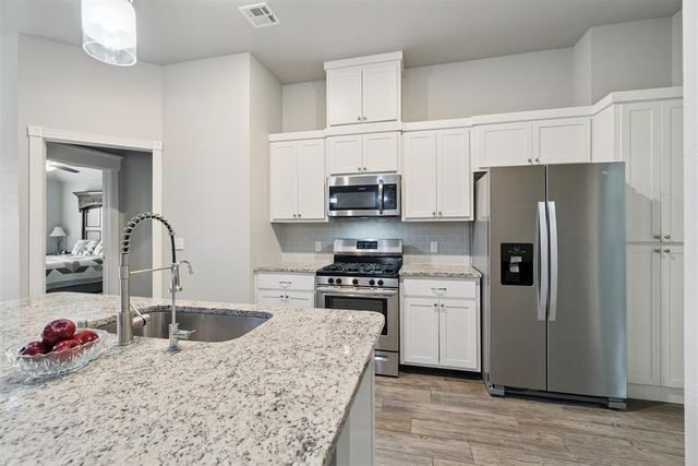 613 NW 180th Street, Edmond, OK 73012