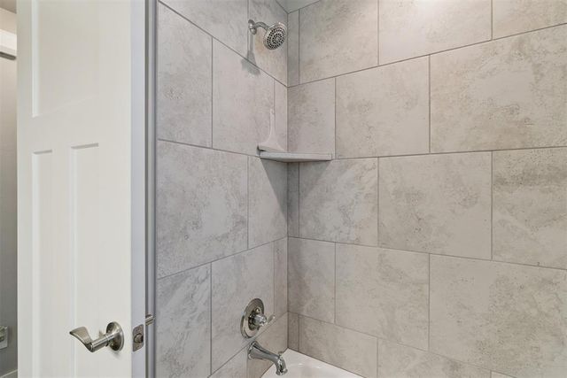 613 NW 180th Street, Edmond, OK 73012