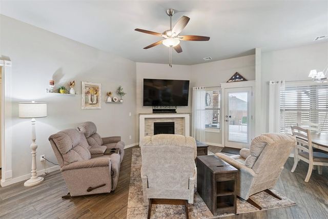 613 NW 180th Street, Edmond, OK 73012