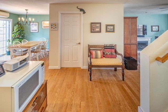 11 Frances Drive, Dover, NH 03820