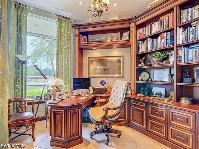 15516 Monterosso LN 101, Naples, FL 34110