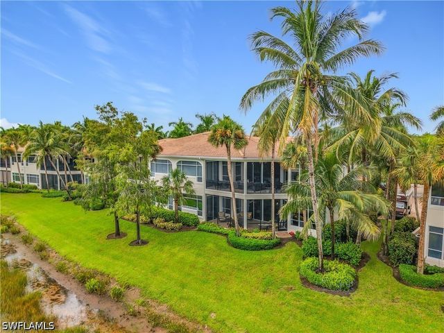 15516 Monterosso LN 101, Naples, FL 34110