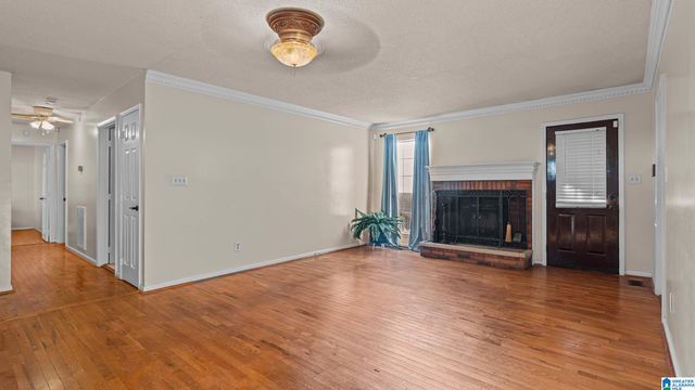 912 4TH COURT, Pleasant Grove, AL 35127