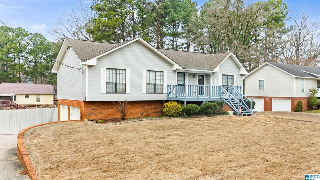 912 4TH COURT, Pleasant Grove, AL 35127