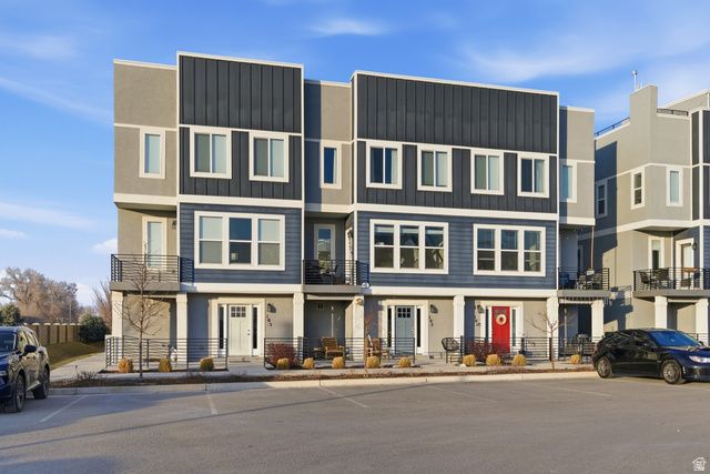 4752 S HILLHOUSE CV, Murray, UT 84107