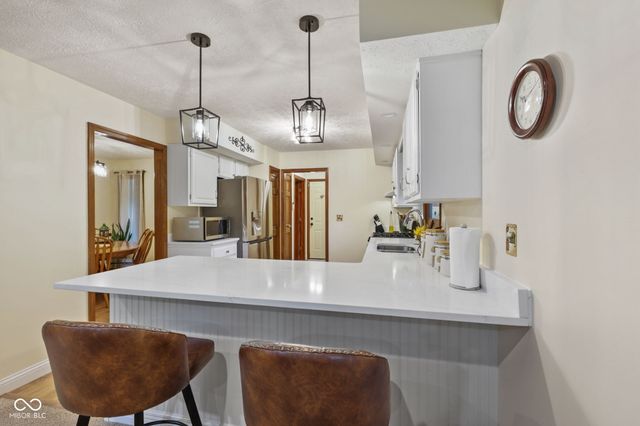 1901 Skyline Drive, Greenwood, IN 46143