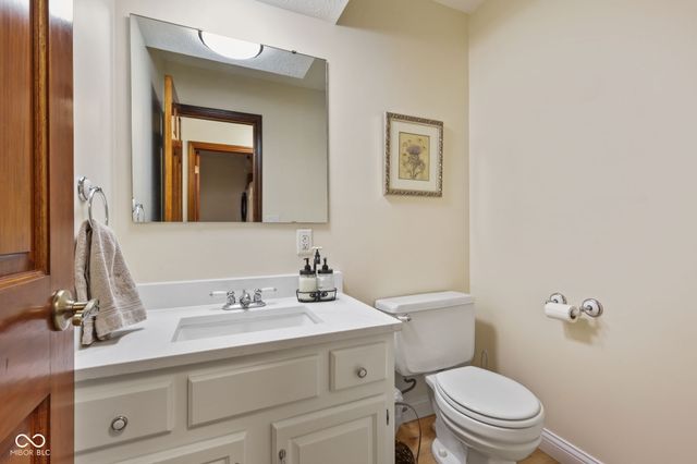 1901 Skyline Drive, Greenwood, IN 46143