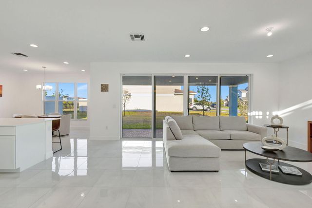 1396 Bushel Creek Crossing, Loxahatchee, FL 33470