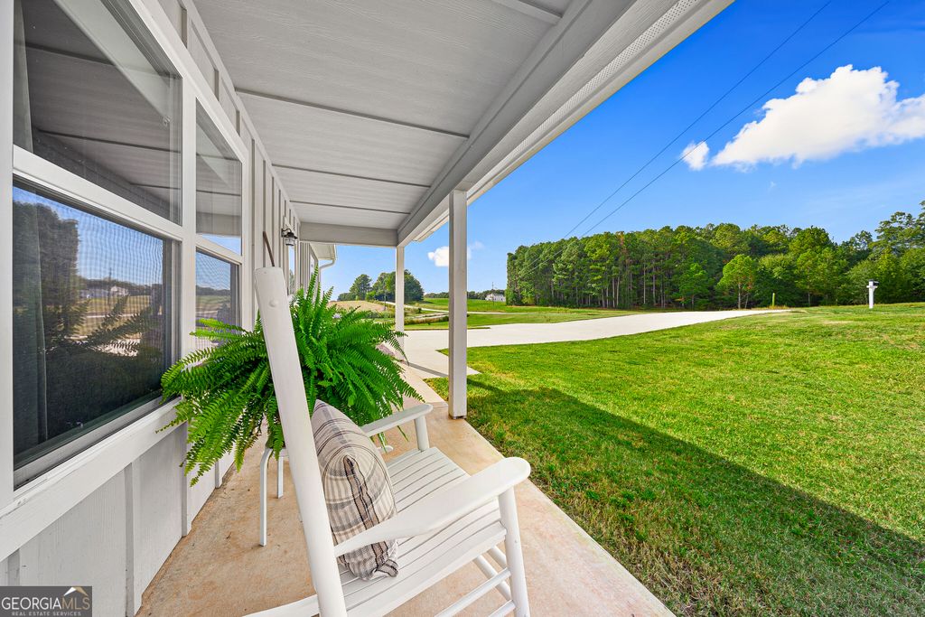 1019 W Hendricks Street, Bowman, GA 30624 — photo 3