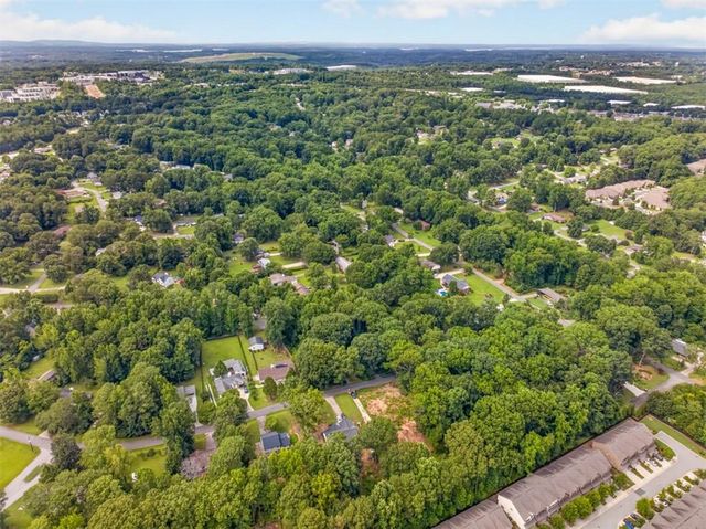 1181 Owen Circle, Buford, GA 30518