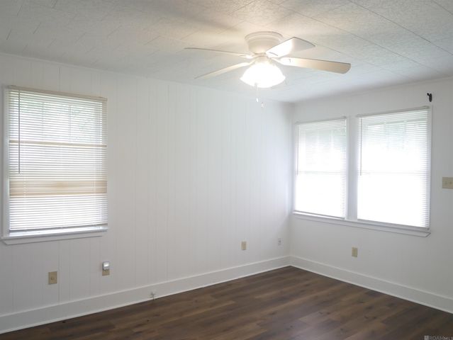 4005 Lee St, Zachary, LA 70791