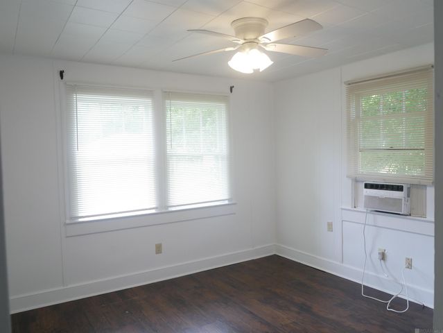 4005 Lee St, Zachary, LA 70791