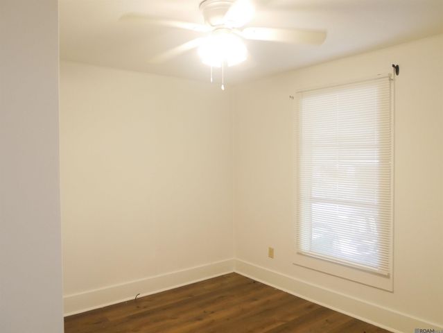 4005 Lee St, Zachary, LA 70791