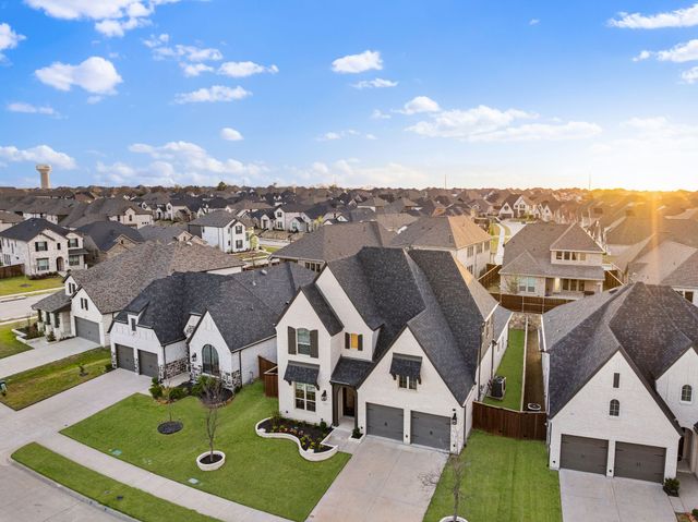 8213 Legacy Oak Drive, Mckinney, TX 75071