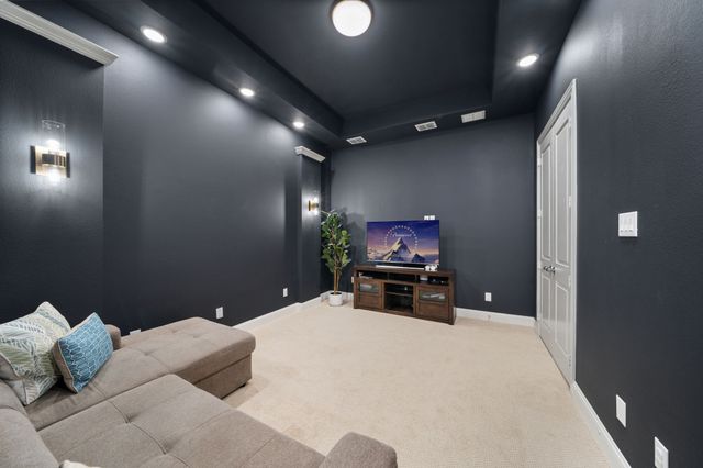 8213 Legacy Oak Drive, Mckinney, TX 75071