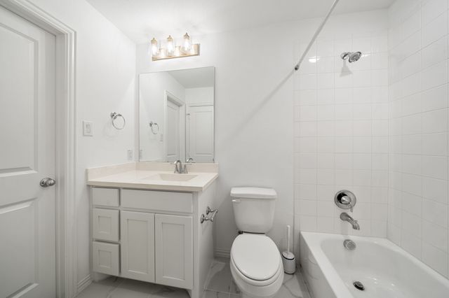 8213 Legacy Oak Drive, Mckinney, TX 75071