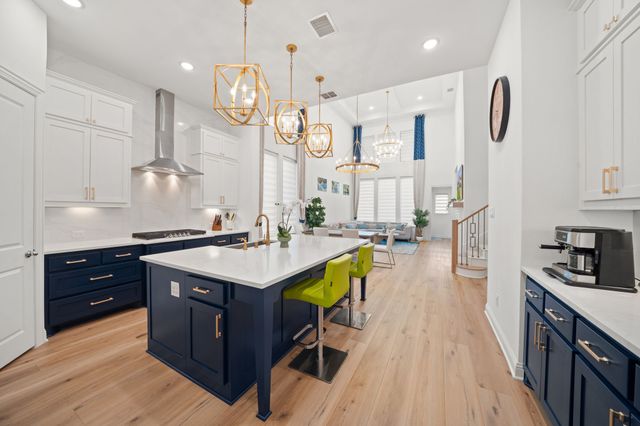 8213 Legacy Oak Drive, Mckinney, TX 75071