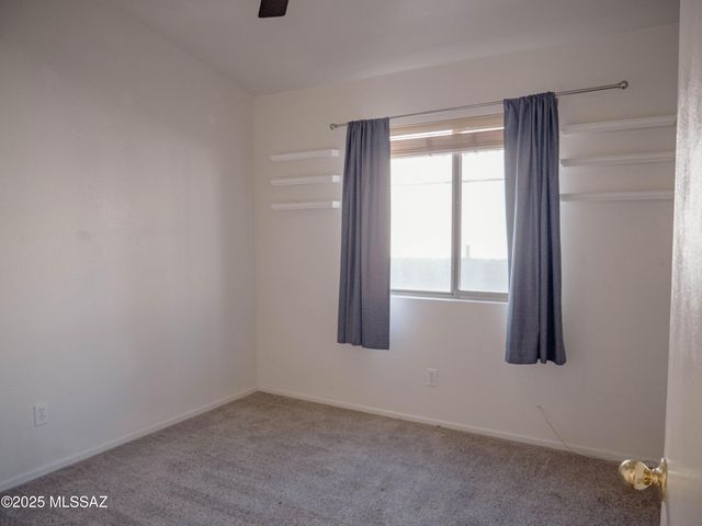 8318 S Via De Ronaldo, Tucson, AZ 85747