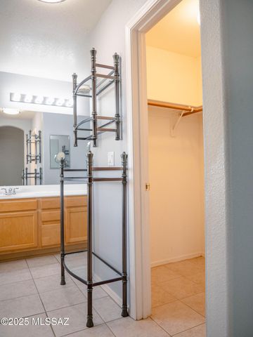 8318 S Via De Ronaldo, Tucson, AZ 85747