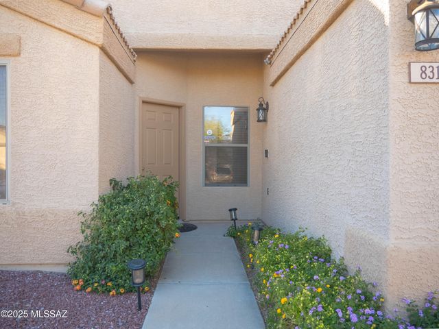 8318 S Via De Ronaldo, Tucson, AZ 85747