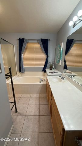 8318 S Via De Ronaldo, Tucson, AZ 85747