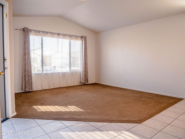 8318 S Via De Ronaldo, Tucson, AZ 85747