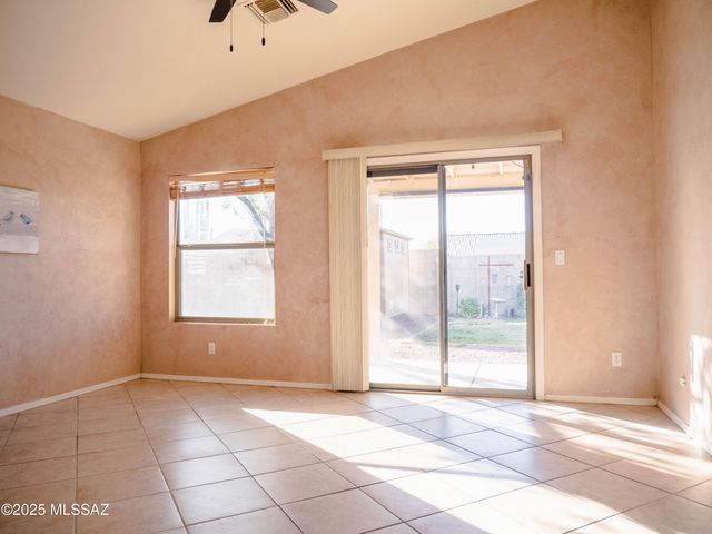 8318 S Via De Ronaldo, Tucson, AZ 85747