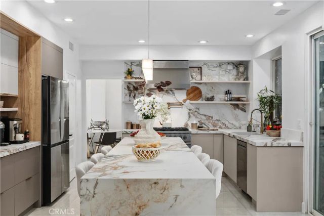 42332 Camino Merano, Temecula, CA 92592