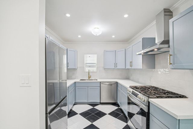 1205 Alta Vista Ave A, Austin, TX 78704