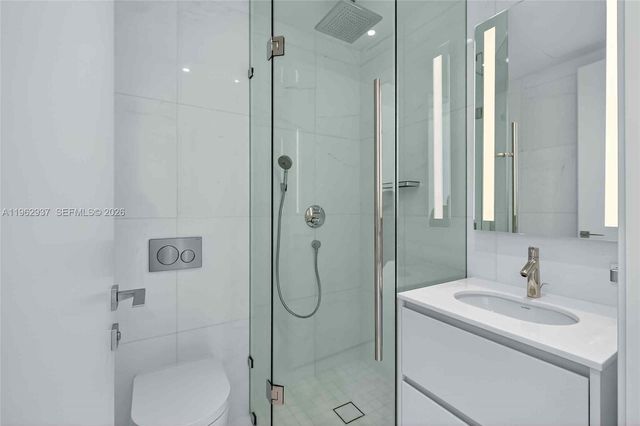 300 Biscayne Blvd Way 4901E, Miami, FL 33131