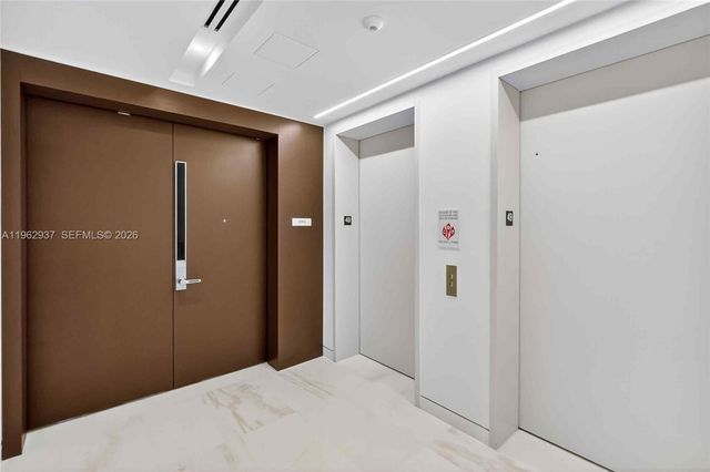 300 Biscayne Blvd Way 4901E, Miami, FL 33131