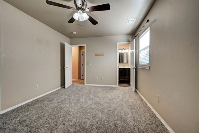 929 SW 11th Street, Moore, OK 73160
