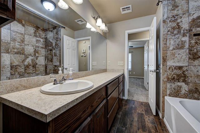 929 SW 11th Street, Moore, OK 73160