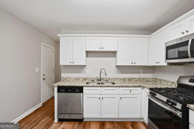 830 Mercury Drive NW, Atlanta, GA 30331