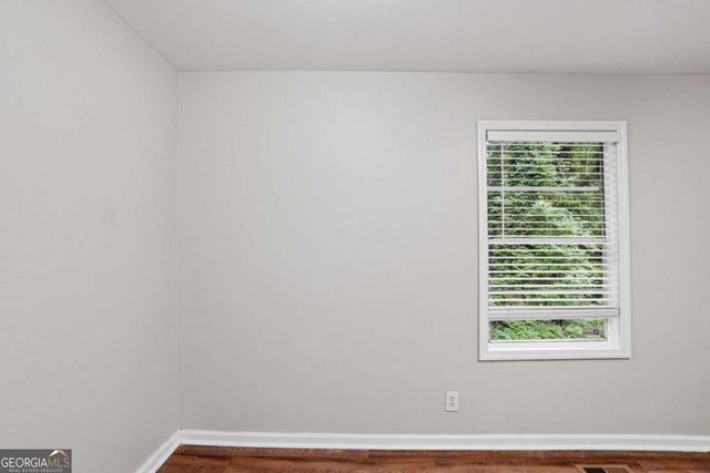 830 Mercury Drive NW, Atlanta, GA 30331