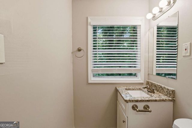 830 Mercury Drive NW, Atlanta, GA 30331
