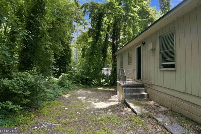 830 Mercury Drive NW, Atlanta, GA 30331