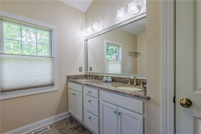 23 Timber Glen, Penfield, NY 14526