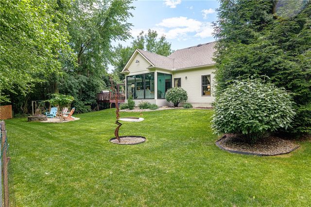 23 Timber Glen, Penfield, NY 14526