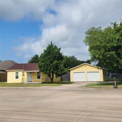 6925 Dewitt Road, Sachse, TX 75048