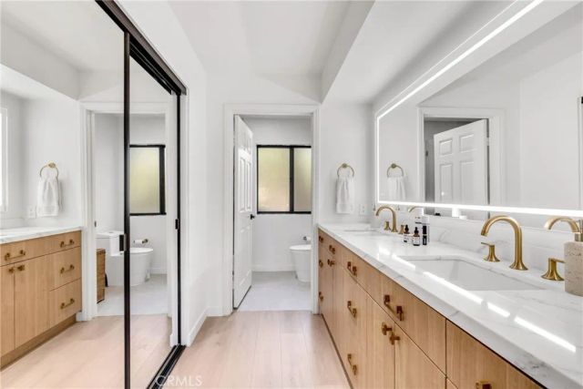 23267 Cherry Hill Street, Mission Viejo, CA 92692