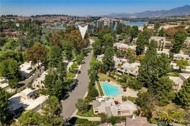 23267 Cherry Hill Street, Mission Viejo, CA 92692