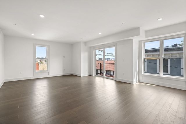 410 W Broadway 305, Boston, MA 02127